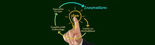 idea bulb and innovation arrow illustrate how digital fuels innovation for a better customer experience